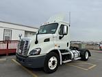 Used 2019 Freightliner Cascadia Day Cab 4x2, Semi Truck for sale #834509 - photo 1