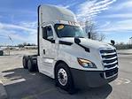 Used 2019 Freightliner Cascadia Day Cab 6x4, Semi Truck for sale #870320 - photo 4