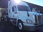 Used 2018 Freightliner Cascadia Sleeper Cab 6x4, Semi Truck for sale #223079 - photo 4