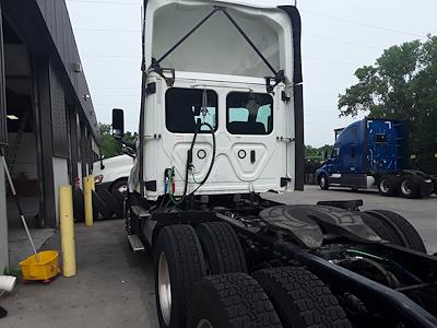 Used 2020 Freightliner Cascadia Day Cab 6x4, Semi Truck for sale #273984 - photo 2