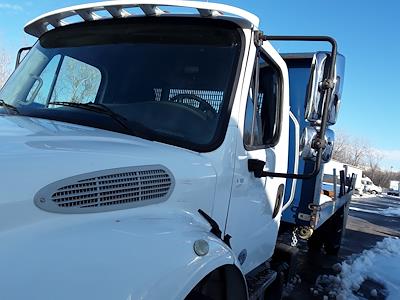 Used 2015 Freightliner M2 106 Conventional Cab 4x2, Flatbed Truck for sale #341142 - photo 1