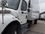 Used 2016 Freightliner M2 106 Conventional Cab 4x2, Box Truck for sale #650773 - photo 3