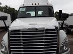 Used 2017 Freightliner Cascadia Day Cab 6x4, Semi Truck for sale #677840 - photo 3