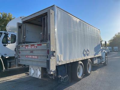 Used 2018 Freightliner M2 106 Conventional Cab 6x4, Box Truck for sale #685052 - photo 2