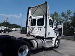 Used 2019 Freightliner Cascadia Day Cab 6x4, Semi Truck for sale #873620 - photo 5