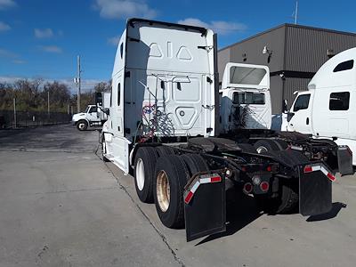 Used 2020 Freightliner Cascadia Sleeper Cab 6x4, Semi Truck for sale #879615 - photo 2