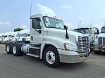 Used 2016 Freightliner Cascadia Day Cab 6x4, Semi Truck for sale #381762 - photo 4