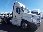 Used 2015 Freightliner Cascadia Day Cab 6x4, Semi Truck for sale #564087 - photo 4