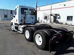 Used 2015 Freightliner Cascadia 6x4, Semi Truck for sale #578644 - photo 2