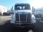Used 2016 Freightliner Cascadia Day Cab 4x2, Semi Truck for sale #650119 - photo 3