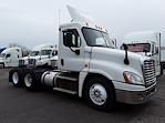 Used 2016 Freightliner Cascadia Day Cab 6x4, Semi Truck for sale #652733 - photo 4