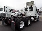 Used 2016 Freightliner Cascadia Day Cab 6x4, Semi Truck for sale #652733 - photo 5