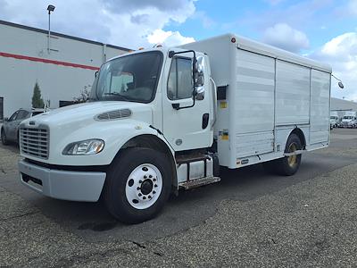 Used 2016 Freightliner M2 106 Conventional Cab 4x2, Beverage Truck for sale #654693 - photo 1