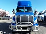 Used 2017 Freightliner Cascadia Day Cab 6x4, Semi Truck for sale #674960 - photo 3