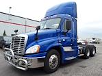 Used 2017 Freightliner Cascadia Day Cab 6x4, Semi Truck for sale #674961 - photo 1