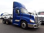 Used 2017 Freightliner Cascadia Day Cab 6x4, Semi Truck for sale #674962 - photo 4