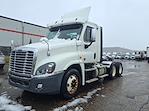 Used 2018 Freightliner Cascadia Day Cab 6x4, Semi Truck for sale #681463 - photo 1