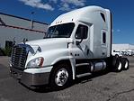 Used 2018 Freightliner Cascadia Sleeper Cab 6x4, Semi Truck for sale #750956 - photo 3