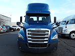 Used 2018 Freightliner Cascadia Day Cab 6x4, Semi Truck for sale #752930 - photo 3
