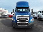 Used 2018 Freightliner Cascadia Day Cab 6x4, Semi Truck for sale #752931 - photo 3