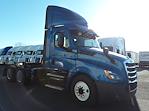 Used 2018 Freightliner Cascadia Day Cab 6x4, Semi Truck for sale #752933 - photo 4