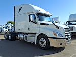 Used 2019 Freightliner Cascadia Sleeper Cab 6x4, Semi Truck for sale #868976 - photo 4