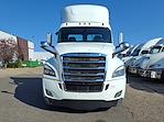 Used 2019 Freightliner Cascadia Day Cab 6x4, Semi Truck for sale #880175 - photo 3