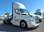 Used 2019 Freightliner Cascadia Day Cab 6x4, Semi Truck for sale #880175 - photo 4