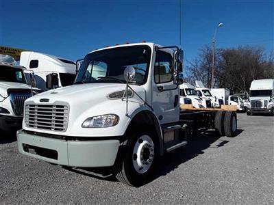 Used 2014 Freightliner M2 106 4x2, 21' Cab Chassis for sale #522353 - photo 1
