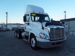 Used 2016 Freightliner Cascadia Day Cab 6x4, Semi Truck for sale #651656 - photo 4