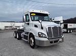 Used 2017 Freightliner Cascadia Day Cab 6x4, Semi Truck for sale #666347 - photo 4