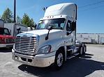 Used 2017 Freightliner Cascadia Day Cab 6x4, Semi Truck for sale #673165 - photo 1