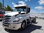 Used 2019 Freightliner Cascadia Day Cab 6x4, Semi Truck for sale #820795 - photo 1