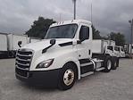 Used 2019 Freightliner Cascadia Day Cab 6x4, Semi Truck for sale #827747 - photo 7