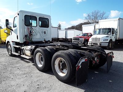 Used 2019 Freightliner Cascadia Day Cab 6x4, Semi Truck for sale #827748 - photo 2