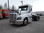 Used 2020 Freightliner Cascadia Day Cab 6x4, Semi Truck for sale #880391 - photo 1