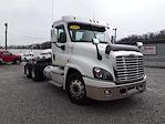 Used 2020 Freightliner Cascadia Day Cab 6x4, Semi Truck for sale #880392 - photo 5