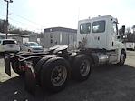Used 2020 Freightliner Cascadia Day Cab 6x4, Semi Truck for sale #880395 - photo 5