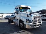 Used 2020 Freightliner Cascadia Day Cab 6x4, Semi Truck for sale #880396 - photo 4