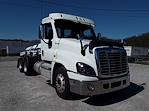 Used 2020 Freightliner Cascadia Day Cab 6x4, Semi Truck for sale #880398 - photo 4