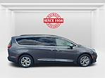 Used 2022 Chrysler Pacifica Limited FWD, Minivan for sale #RP1732 - photo 4