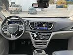 Used 2022 Chrysler Pacifica Touring L FWD, Minivan for sale #RP1863 - photo 3