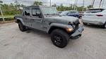 Used 2022 Jeep Gladiator Sport Crew Cab 4x4, Pickup for sale #4142081A - photo 3