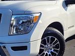 Used 2022 Nissan Titan SV Crew Cab 4x4, Pickup for sale #R98851 - photo 9