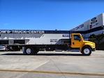 Used 2016 Freightliner M2 106 Day Cab 4x2, Flatbed Truck for sale #UGV9040 - photo 3