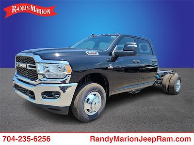 2024 Ram 3500 Crew Cab DRW 4x4, Cab Chassis for sale #RM3904 - photo 1