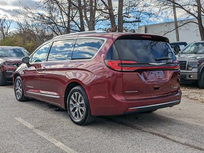 2023 Chrysler Pacifica FWD, Minivan for sale #BJ1193 - photo 2