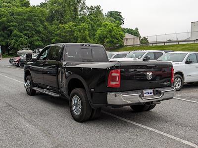 2024 Ram 3500 Crew Cab DRW 4WD, Pickup for sale #J1102 - photo 2