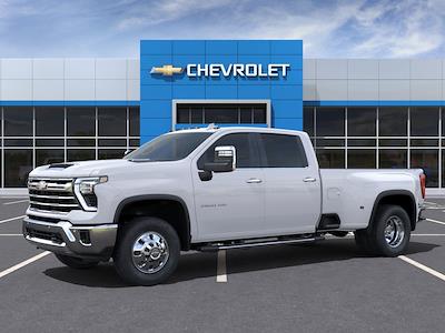 2025 Chevrolet Silverado 3500 Crew Cab 4WD, Pickup for sale #41774 - photo 2