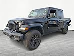 Used 2022 Jeep Gladiator Altitude Crew Cab 4x4, Pickup for sale #UC84 - photo 5